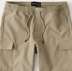 Abercrombie & Fitch khaki cargo joggers, large